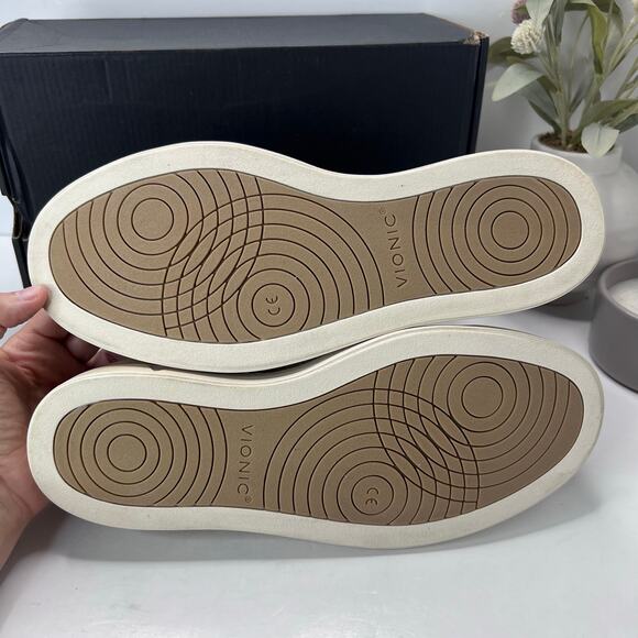 Vionic Thompson Slip-on Penny Loafers Casual Comfort Shoe Tan Men 8.5W Tried On - Picture 8 of 10